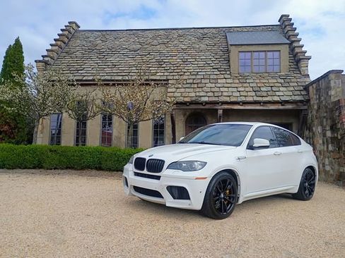 Used 2012 BMW X6 M image 1