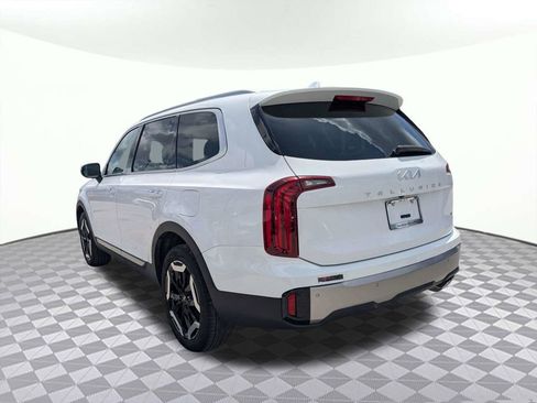 Used 2025 Kia Telluride S AWD/4WD image 5