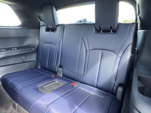 Used 2026 INFINITI QX60 Sport w/ Dark Cargo Package image 23