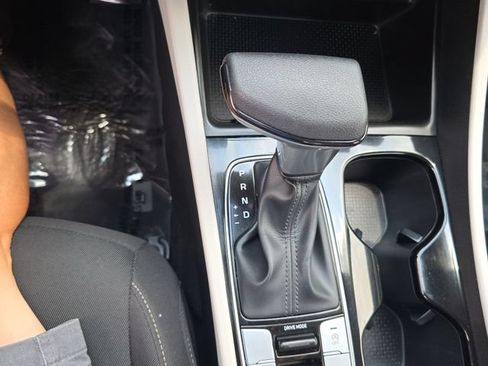 Used 2022 Hyundai Tucson SE FWD image 19