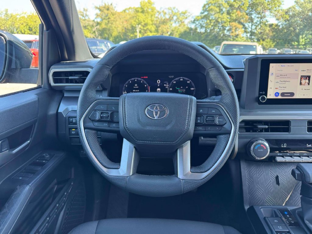 Used 2026 Toyota Tacoma TRD Off-Road AWD/4WD image 19