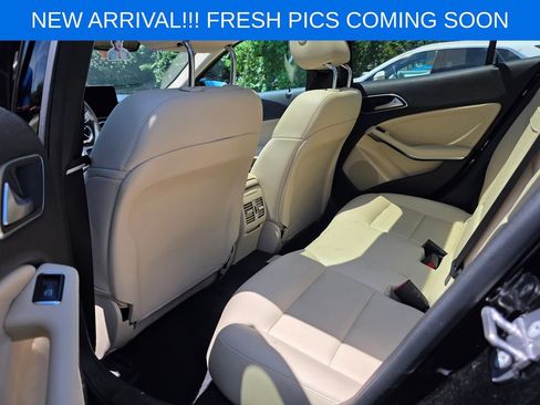 Used 2018 Mercedes-Benz GLA 250 4MATIC image 13