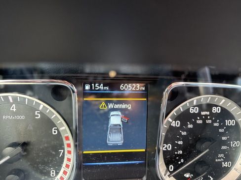 Used 2019 Nissan Titan Platinum Reserve w/ Platinum Utility Package image 15