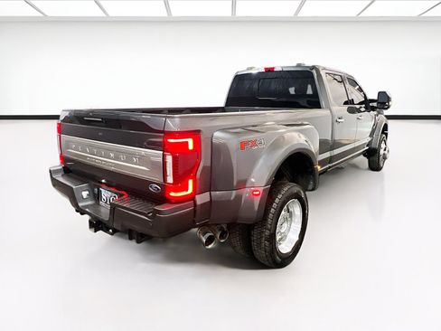 Used 2020 Ford F450 Platinum w/ FX4 Off-Road Package AWD/4WD image 4
