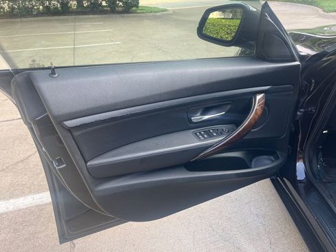 Used 2015 BMW 328i Gran Turismo xDrive image 13