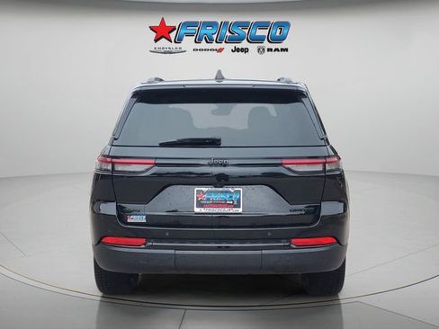 Certified 2023 Jeep Grand Cherokee Limited w/ Black Appearance Package AWD/4WD image 6