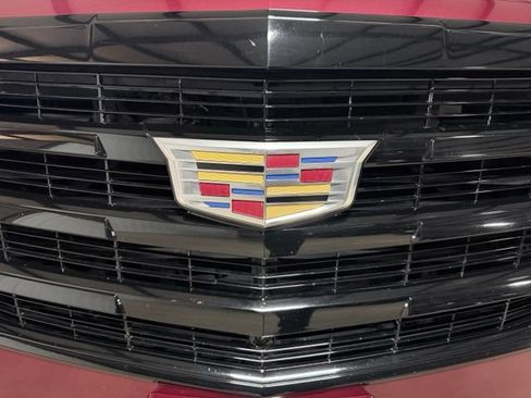 Used 2020 Cadillac Escalade Premium Luxury w/ Escalade Sport Edition AWD/4WD image 33