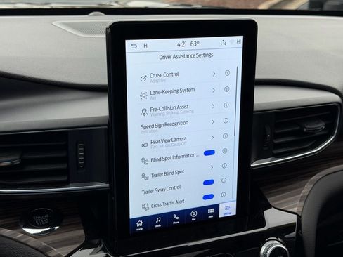 Certified 2022 Ford Explorer Limited w/ Limited Technology Package image 41