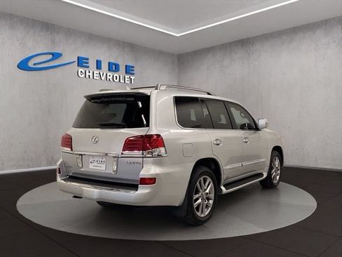Used 2014 Lexus LX 570 4WD image 15