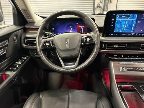 Used 2025 Lincoln Aviator Reserve w/ Jet Appearance Package RWD image 13