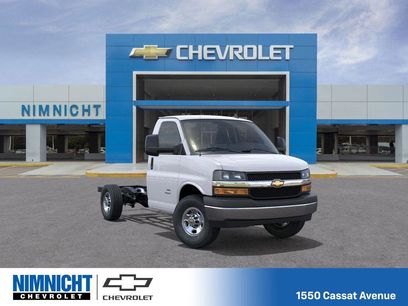 New 2025 Chevrolet Express 3500 w/ Power Convenience Package