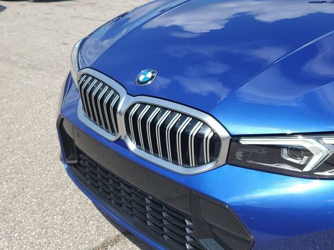 Used 2026 BMW 330i Sedan w/ M Sport Package RWD image 11
