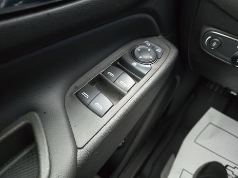 Certified 2024 Chevrolet Equinox LT w/ LPO, Floor Liner Package image 13