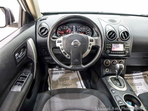 Used 2013 Nissan Rogue SV AWD/4WD image 16