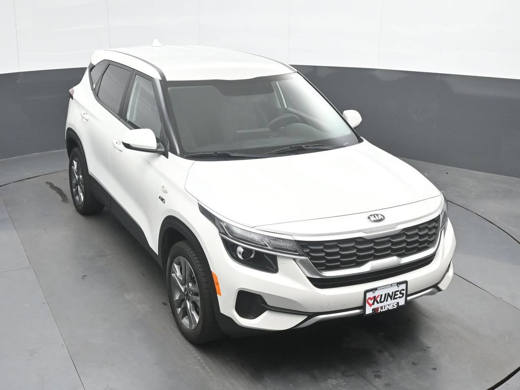 Used 2021 Kia Seltos LX AWD/4WD image 35