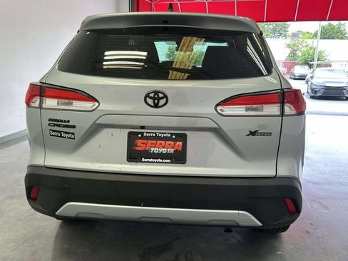 Used 2025 Toyota Corolla Cross L FWD image 4