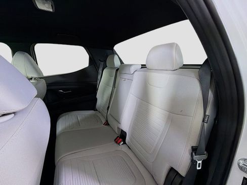 Used 2025 Hyundai Santa Cruz SE FWD image 22