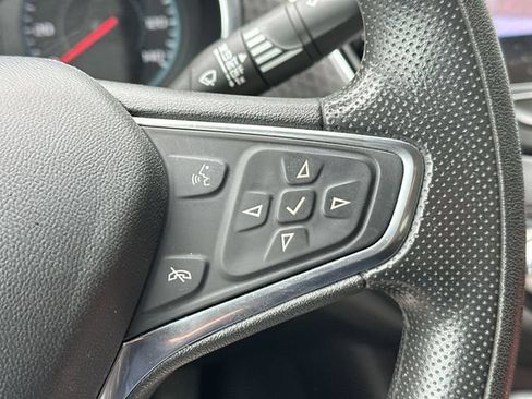 Used 2020 Chevrolet Malibu LT FWD image 39
