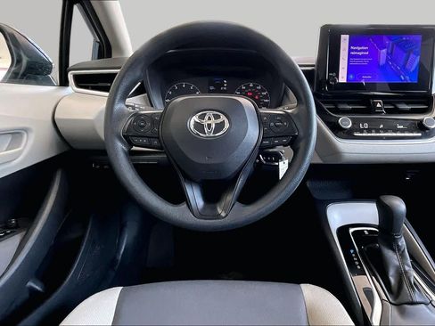 Used 2024 Toyota Corolla LE FWD image 6