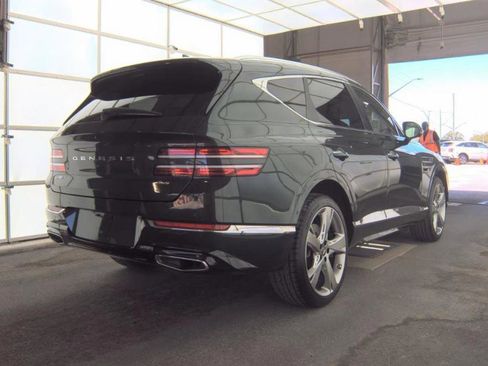 Used 2022 Genesis GV80 2.5T w/ Prestige Package 04 AWD/4WD image 2