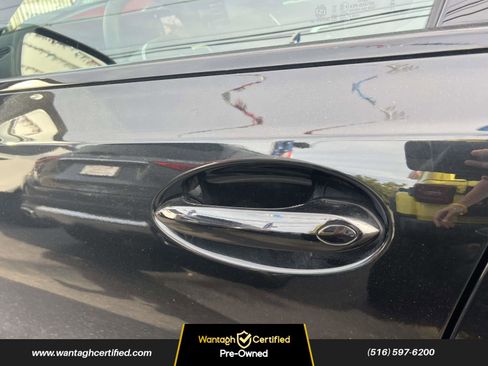 Used 2024 BMW 330i xDrive Sedan image 9