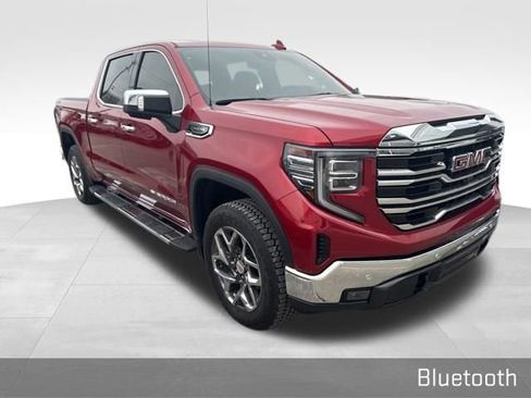Used 2025 GMC Sierra 1500 SLT w/ SLT Premium Plus Package image 3