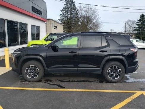 Used 2025 Chevrolet Equinox ACTIV w/ Safety and Technology Package image 2