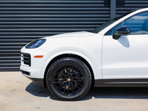 Certified 2026 Porsche Cayenne Coupe AWD/4WD image 11
