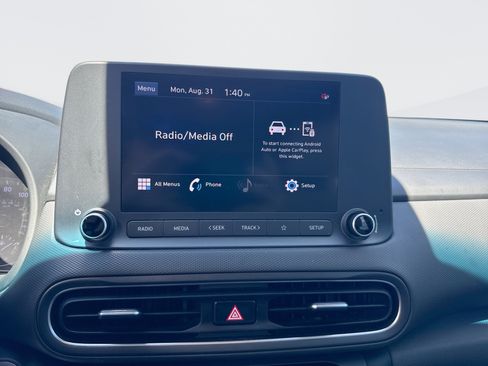 Used 2023 Hyundai Kona SEL w/ Cargo Package FWD image 18