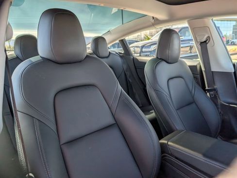 Used 2022 Tesla Model 3 Long Range image 19