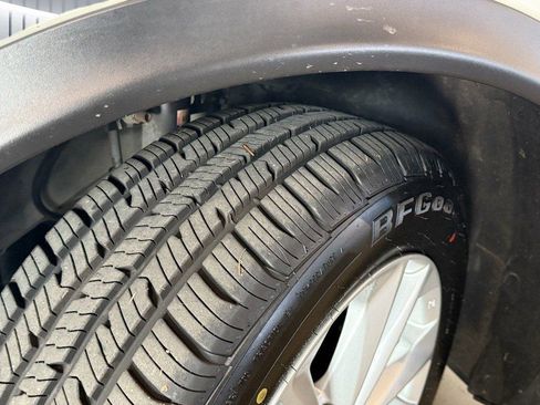 Used 2019 Nissan Rogue Sport SV image 19