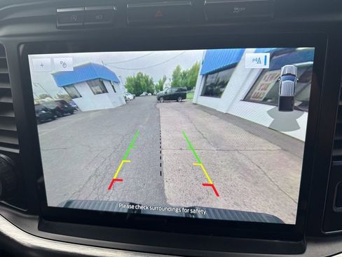 Used 2021 Ford F150 Lariat image 36