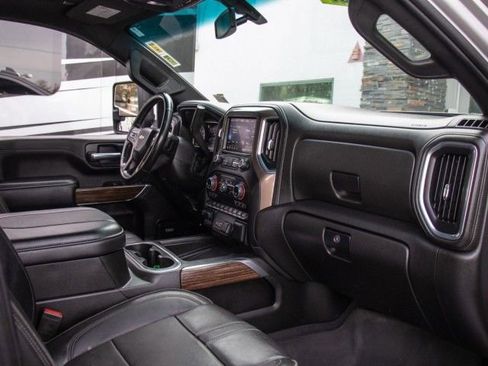 Used 2023 Chevrolet Silverado 2500 High Country image 17