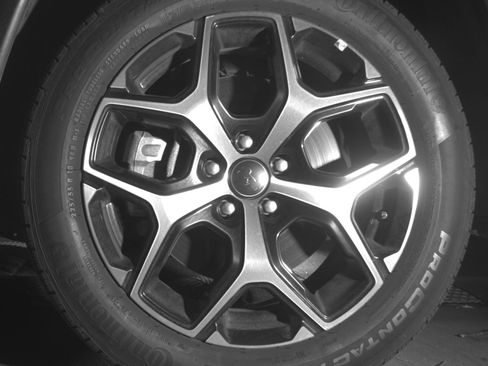 Used 2025 Jeep Compass Limited image 12