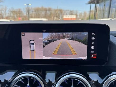 Certified 2023 Mercedes-Benz GLA 250 4MATIC image 24