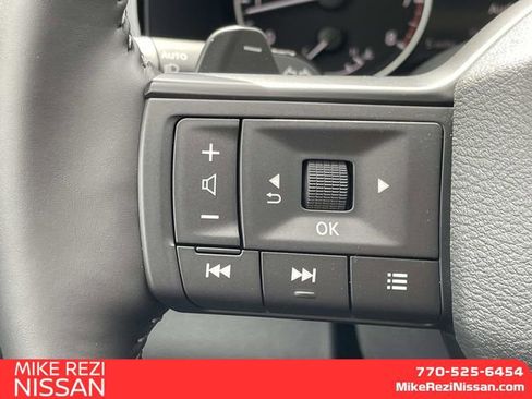 New 2026 Nissan Pathfinder SV w/ SV Premium Package FWD image 15