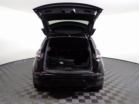 Used 2022 Land Rover Range Rover Evoque SE image 17