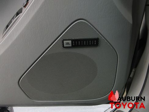 Used 2008 Toyota 4Runner Limited image 13