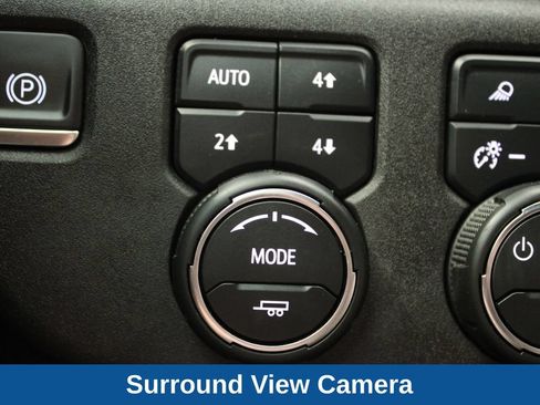 Used 2024 Chevrolet Silverado 1500 High Country w/ High Country Premium Package AWD/4WD image 18