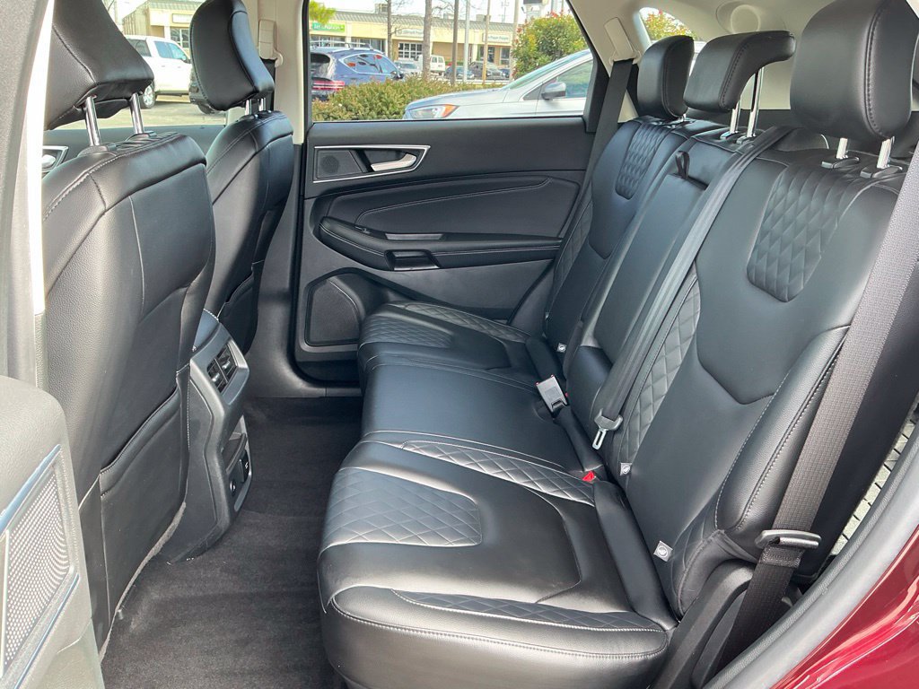 Used 2023 Ford Edge Titanium AWD/4WD image 17
