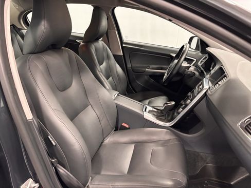 Used 2015 Volvo S60 T5 Premier image 18
