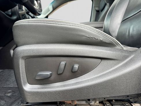 Used 2019 Chevrolet Silverado 2500 High Country AWD/4WD image 3