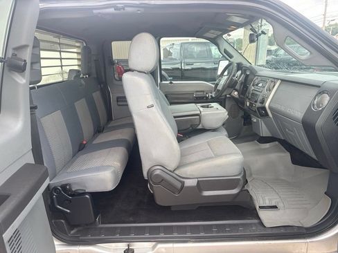 Used 2016 Ford F350 XLT AWD/4WD image 5