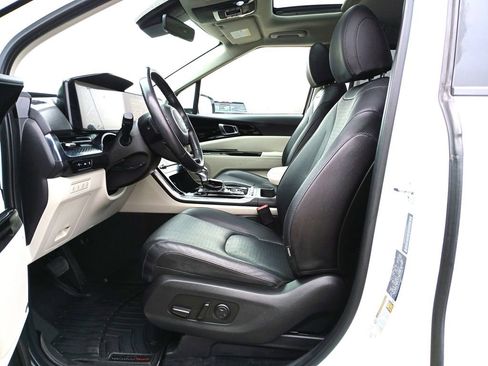 Used 2024 Kia Carnival SX Prestige image 20