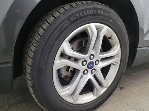 Used 2018 Ford Edge Titanium AWD/4WD image 31