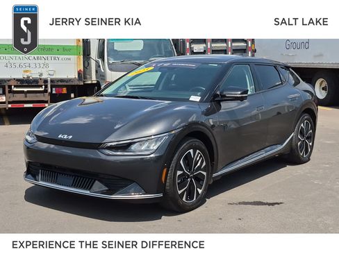 Certified 2023 Kia EV6 Wind w/ Wind Technology Package AWD/4WD image 1