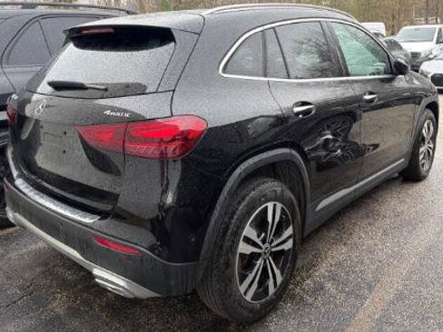 Used 2024 Mercedes-Benz GLA 250 4MATIC image 3