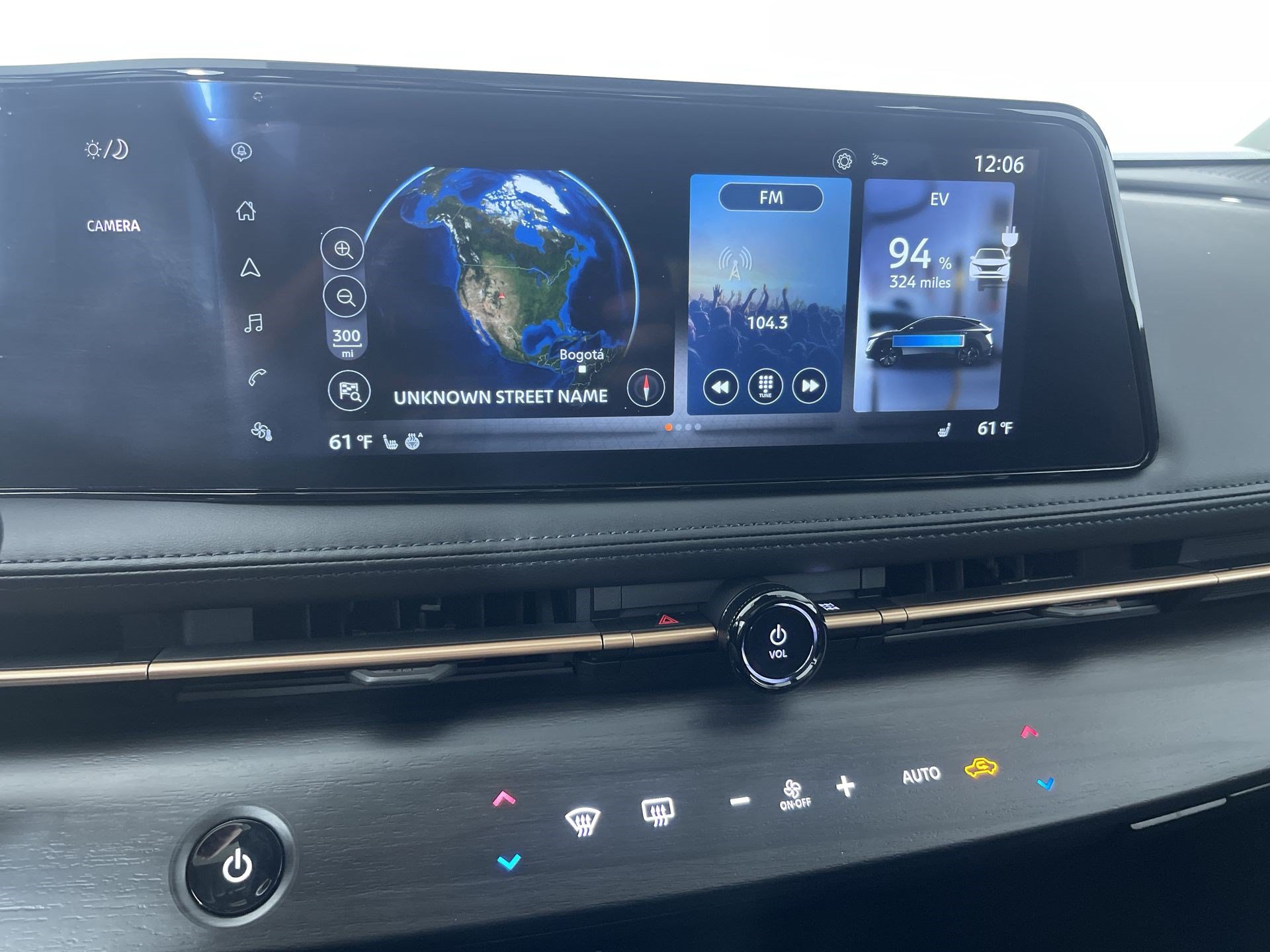 Certified 2024 Nissan Ariya AWD image 17