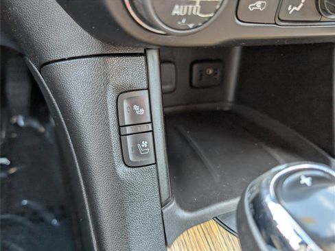 Used 2018 GMC Acadia Denali AWD/4WD image 28