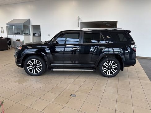 Used 2020 Toyota 4Runner Limited image 2